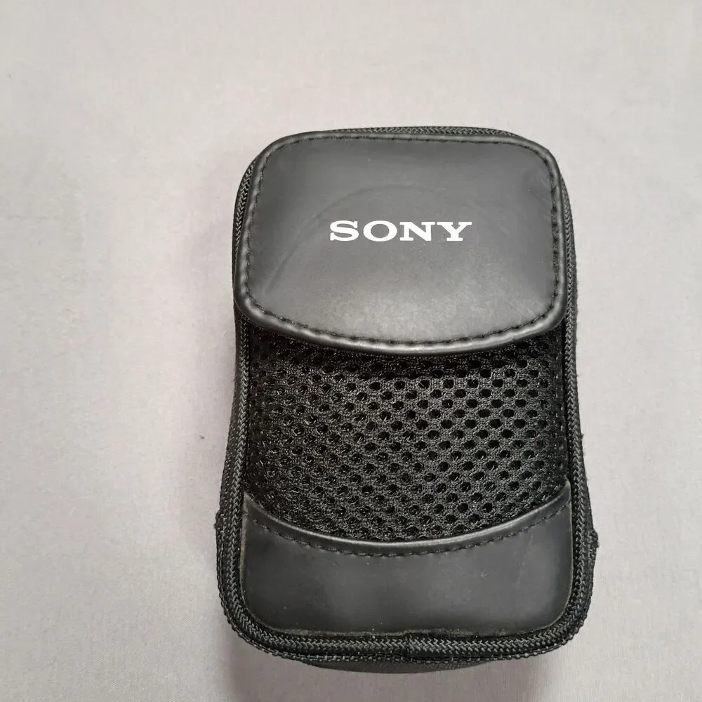 Sony LCS-CSQ Case for Cybershot